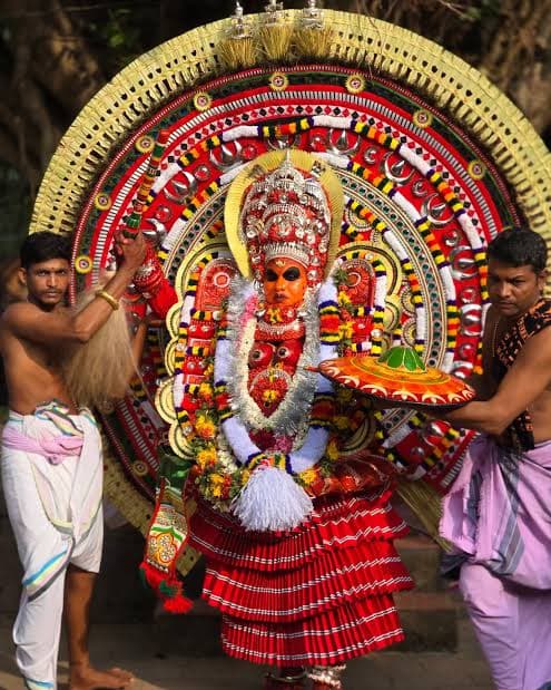 Moovalamkuzhi Chamundi